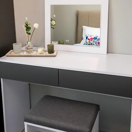 Zara Apartment *